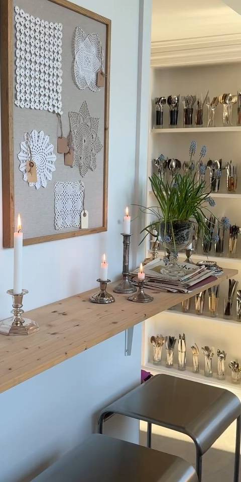Photo via Instagram @jolimentvintage