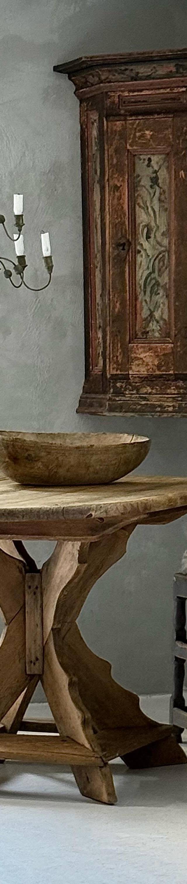 Nina Hartmann antiques