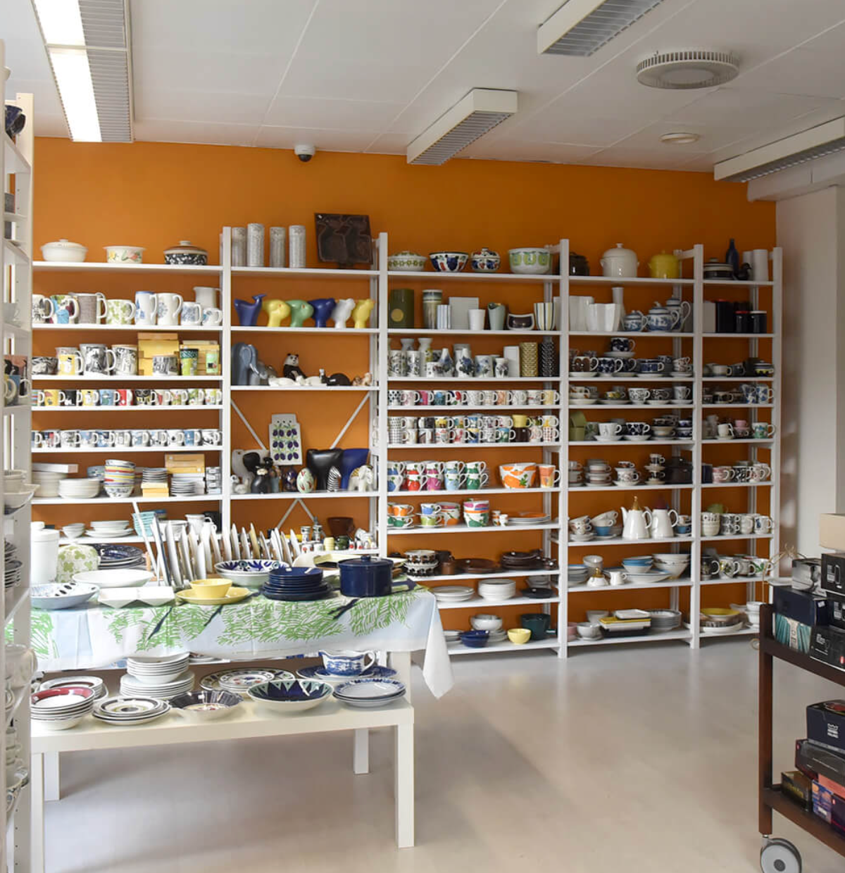 Retronomi Retro & Vintage Shop