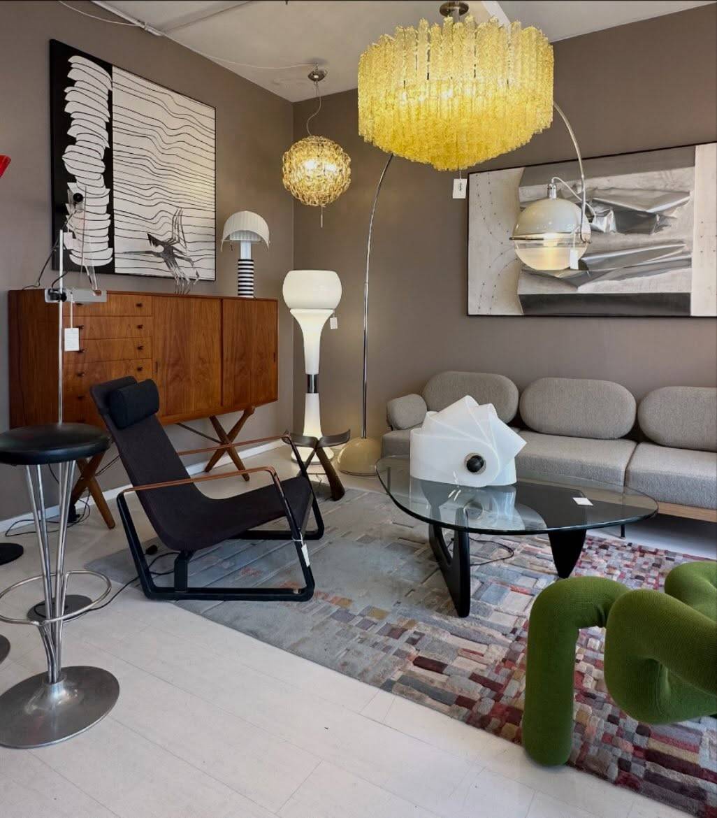 Utopia Retro Modern